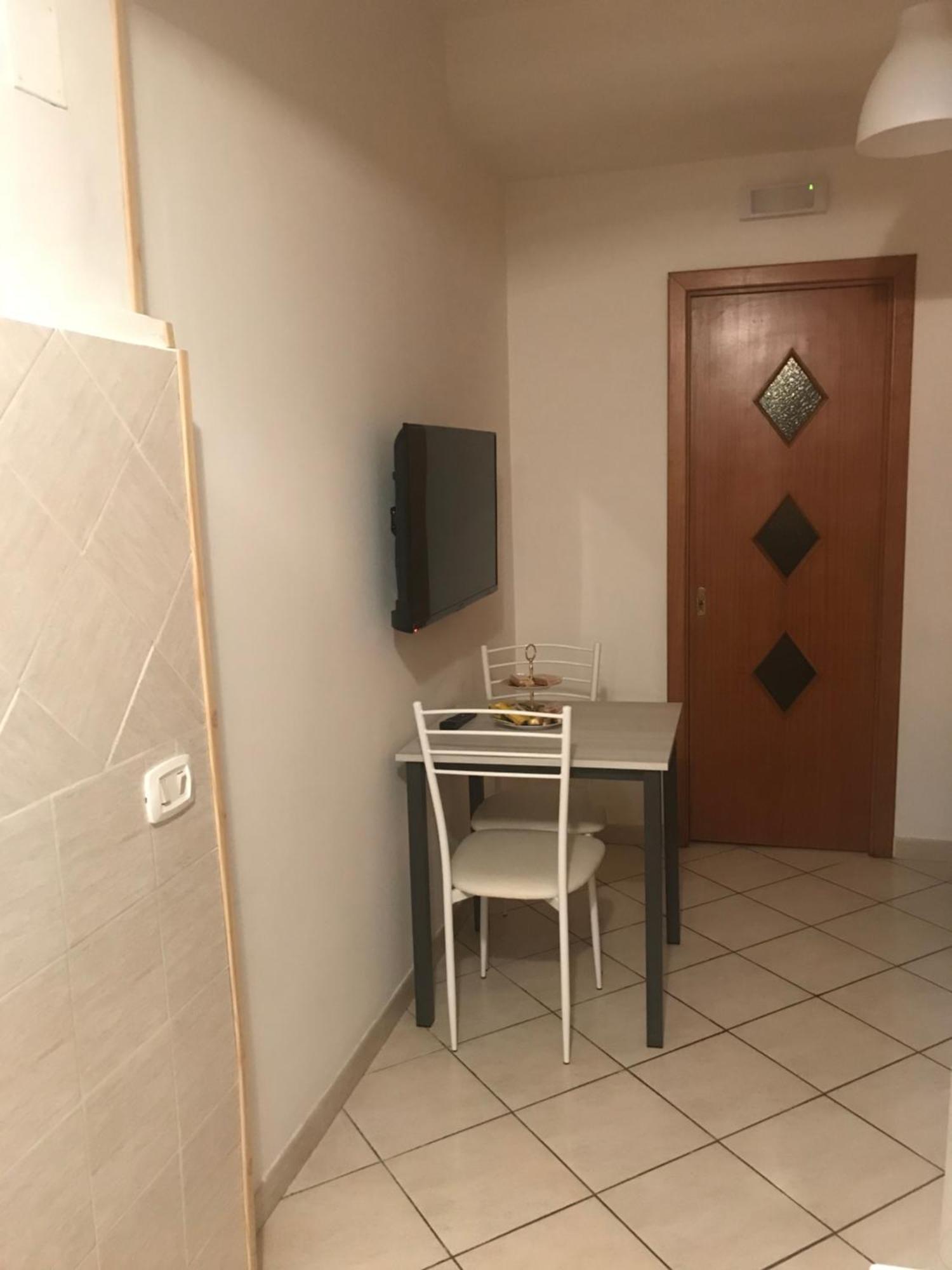 La Casetta 75 Naples Room photo
